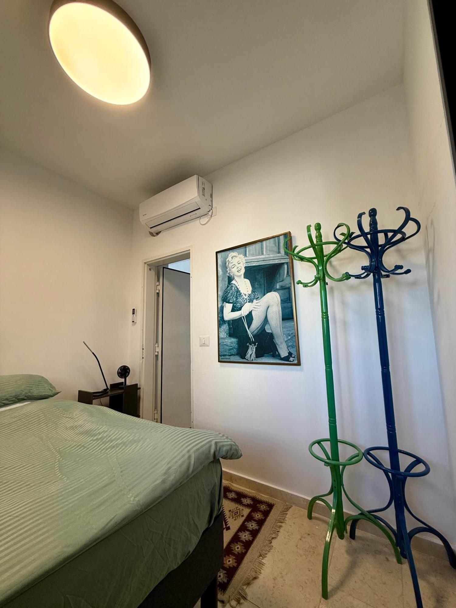 Lovely 1-bedroom In The Location *