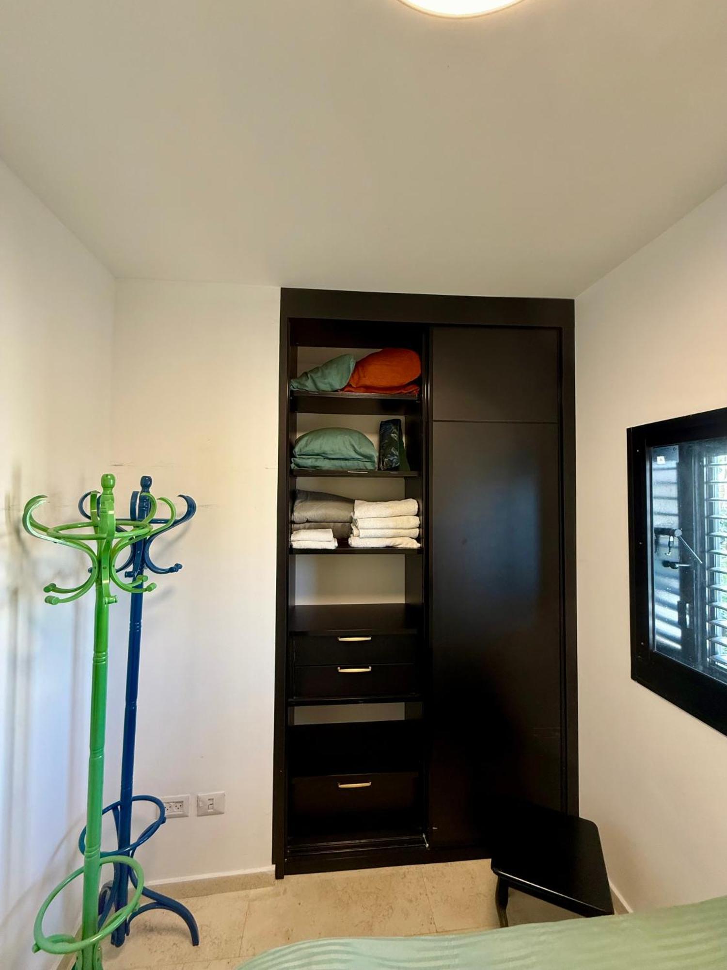 Lovely 1-bedroom In The Location Apartment Tel Aviv